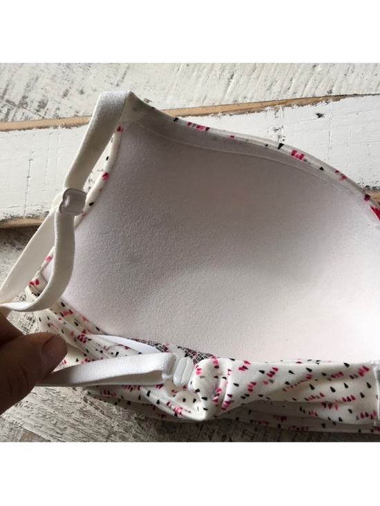 Victoria's Secret White Bra with Pink Dot Print - Picture 6 of 7